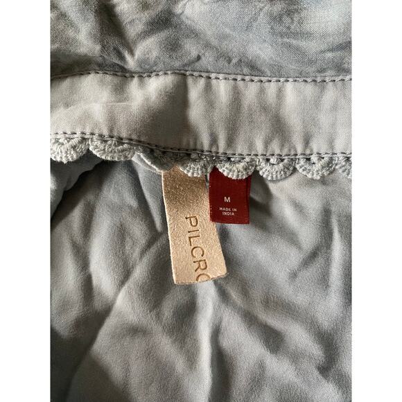 ANTHROPOLOGIE Pilcro Blue Liquid Buttondown Shirt Size Medium - Picture 5 of 7